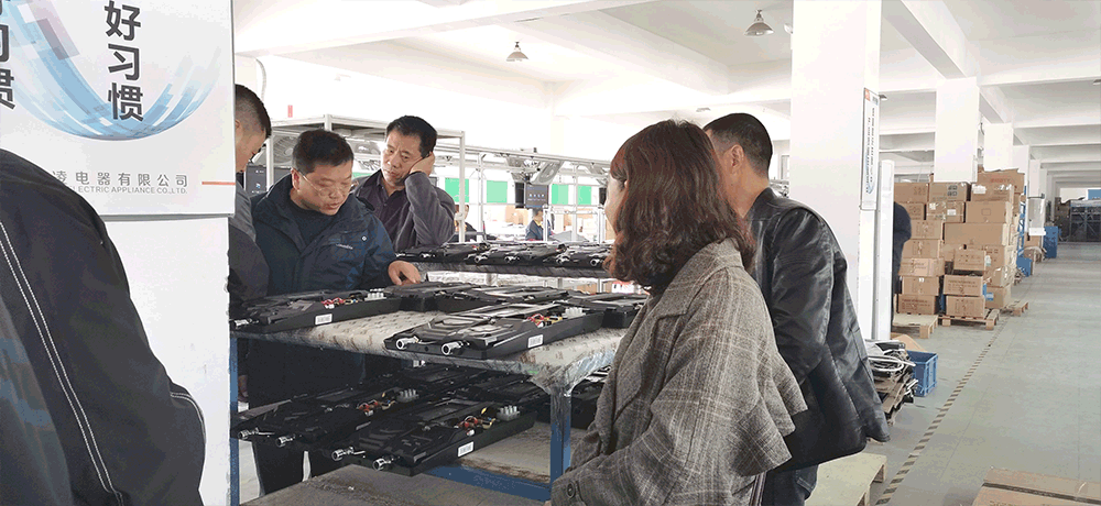 1618362167804278.gif 11.gif